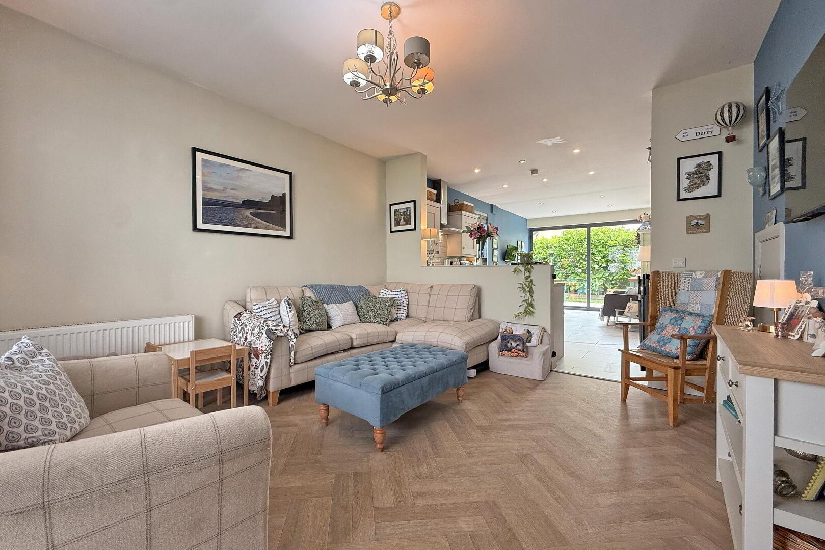 8 Hatheran Avenue 2 of 22