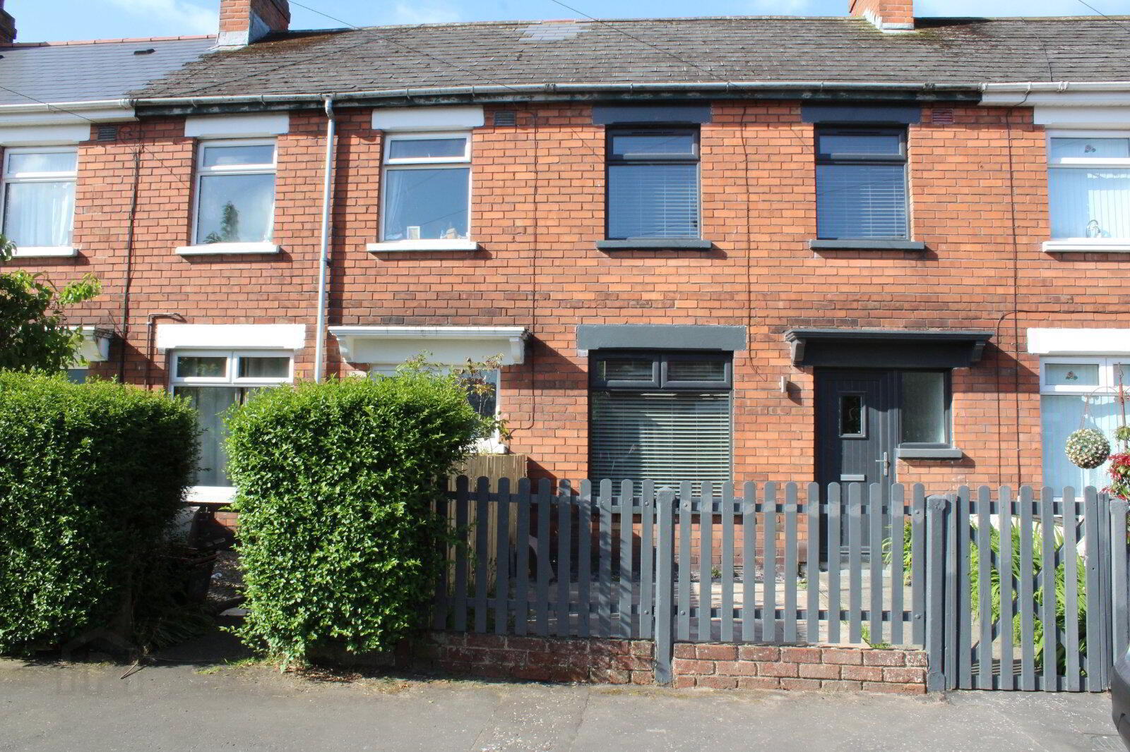 6 Sandbrook Park 1 of 9