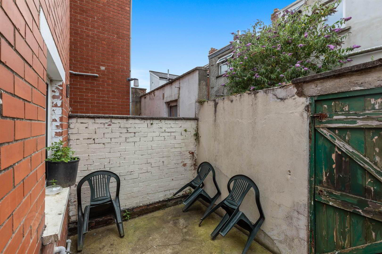 61 Downshire Road 18 of 19