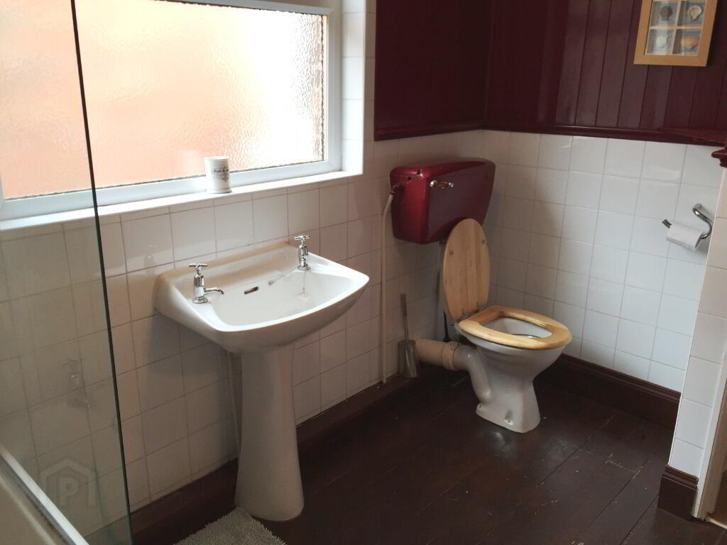 44 Titania Street 6 of 6