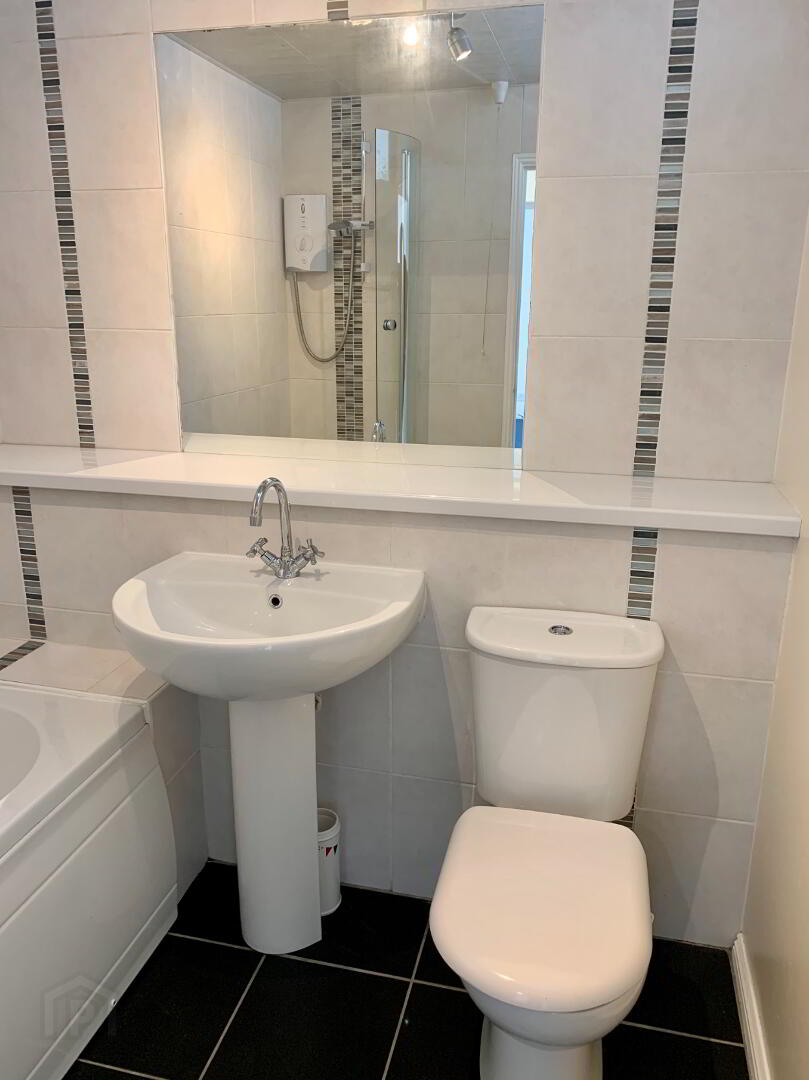 2 Thornleigh, Antrim Road 26 of 27