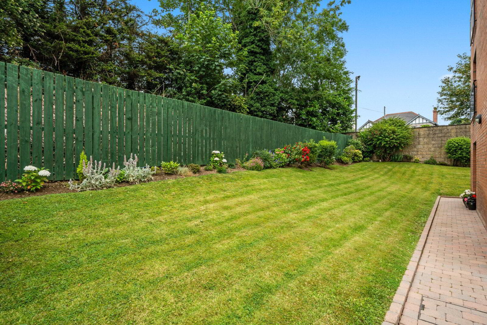 8 Thornleigh Mews 16 of 17