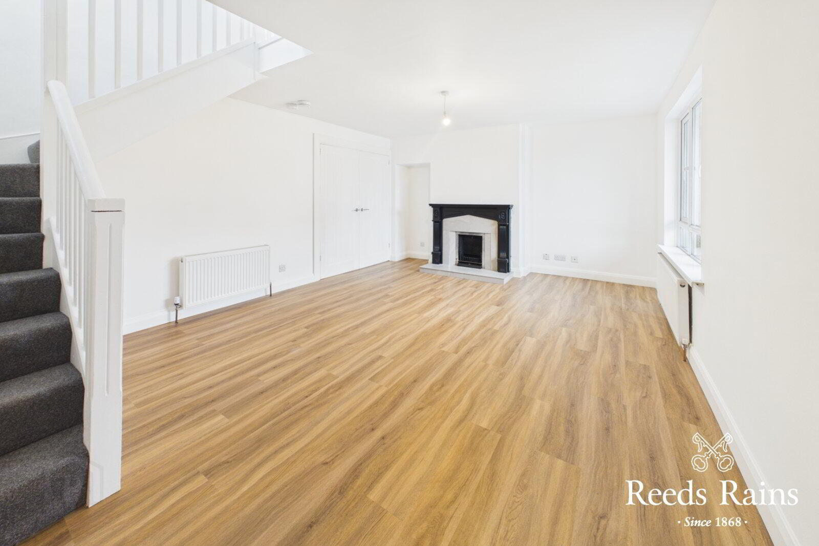 16 Alanbrooke Crescent 3 of 17