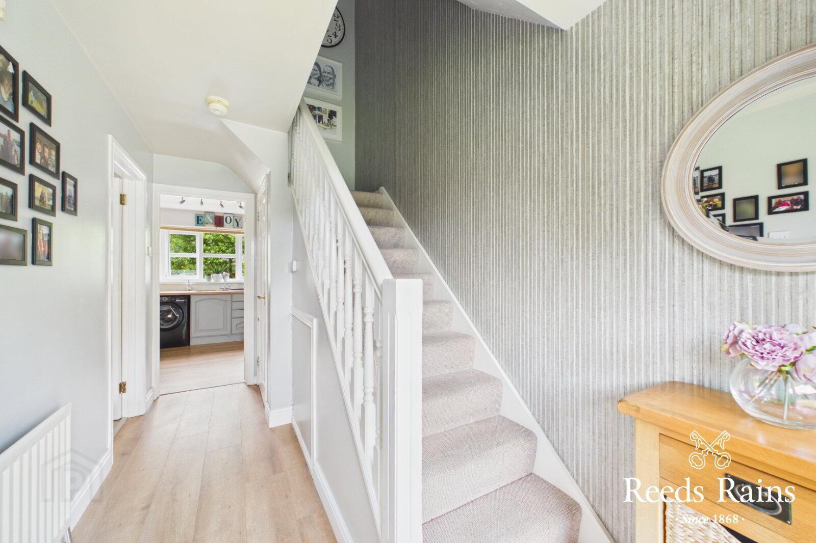 43 Knockdarragh Park 2 of 18