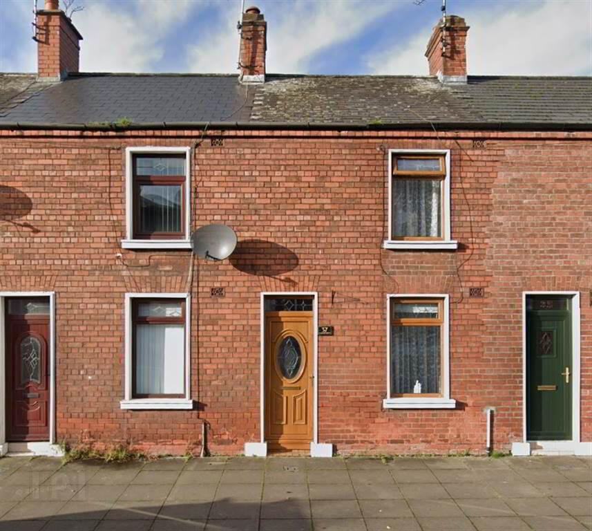 37 Hamill Street 1 of 13