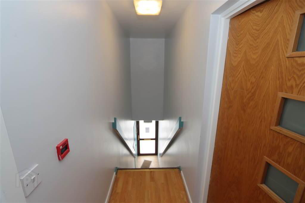 68a Castle Street 3 of 15
