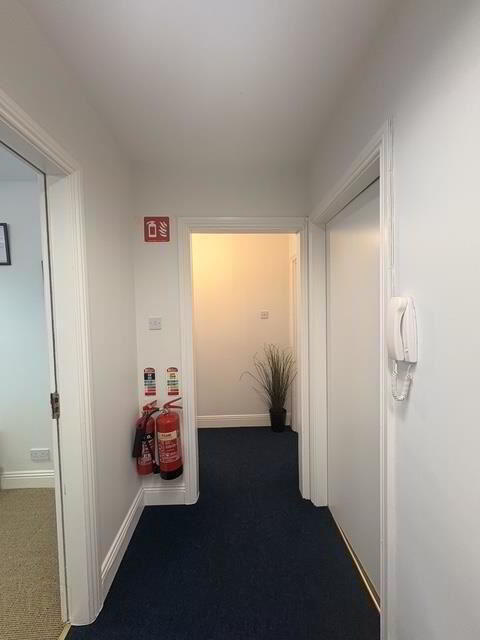 First Floor Office Suite, 2 Village Weir 2 of 7