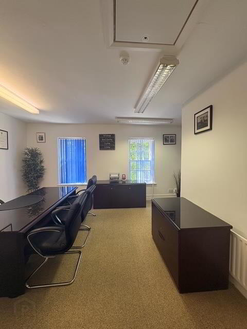 First Floor Office Suite, 2 Village Weir 3 of 7