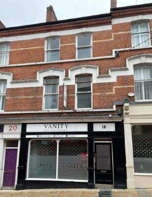 18 Waterloo Street 1 of 13