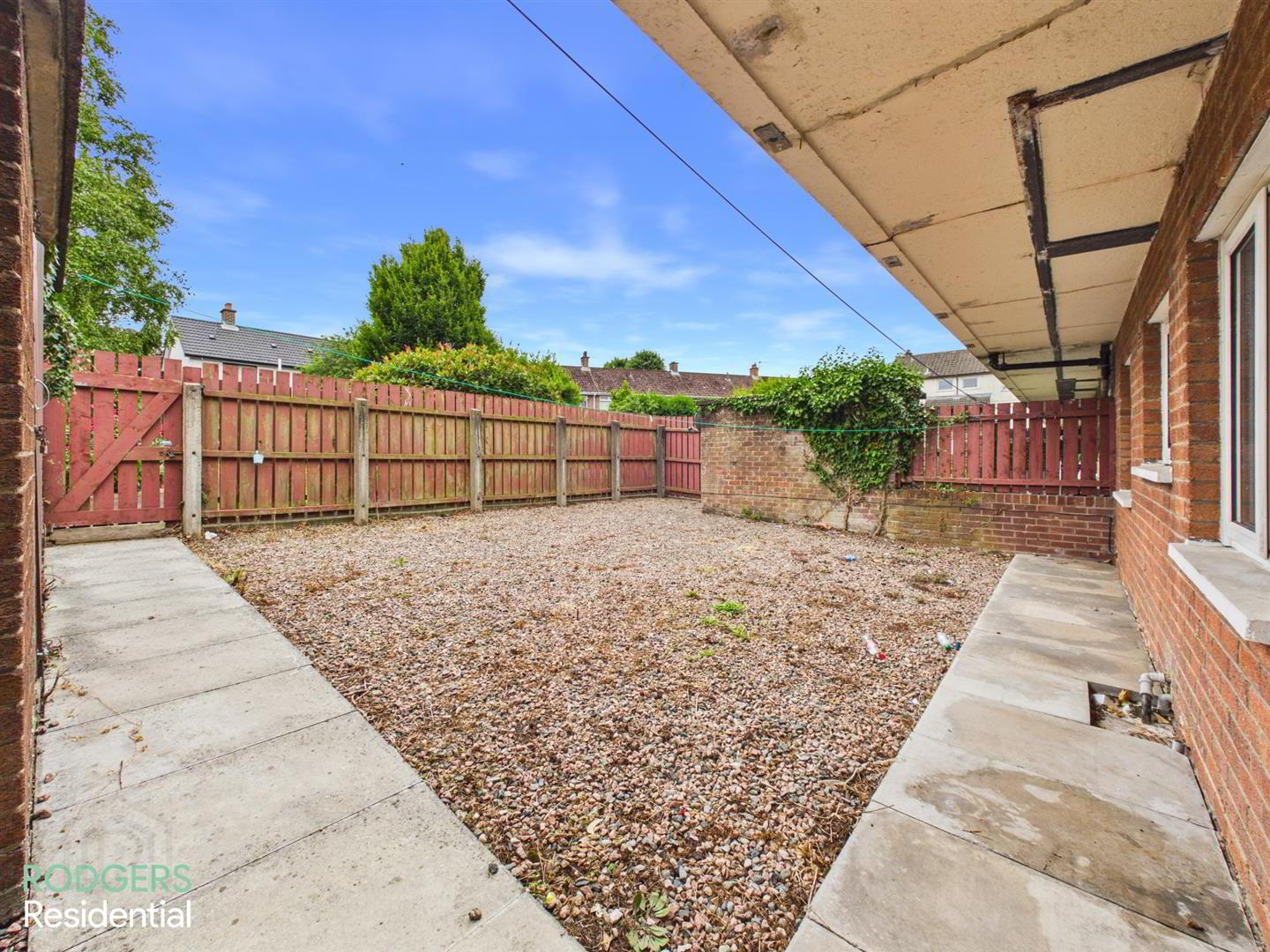 8 Braeside Grove 12 of 12
