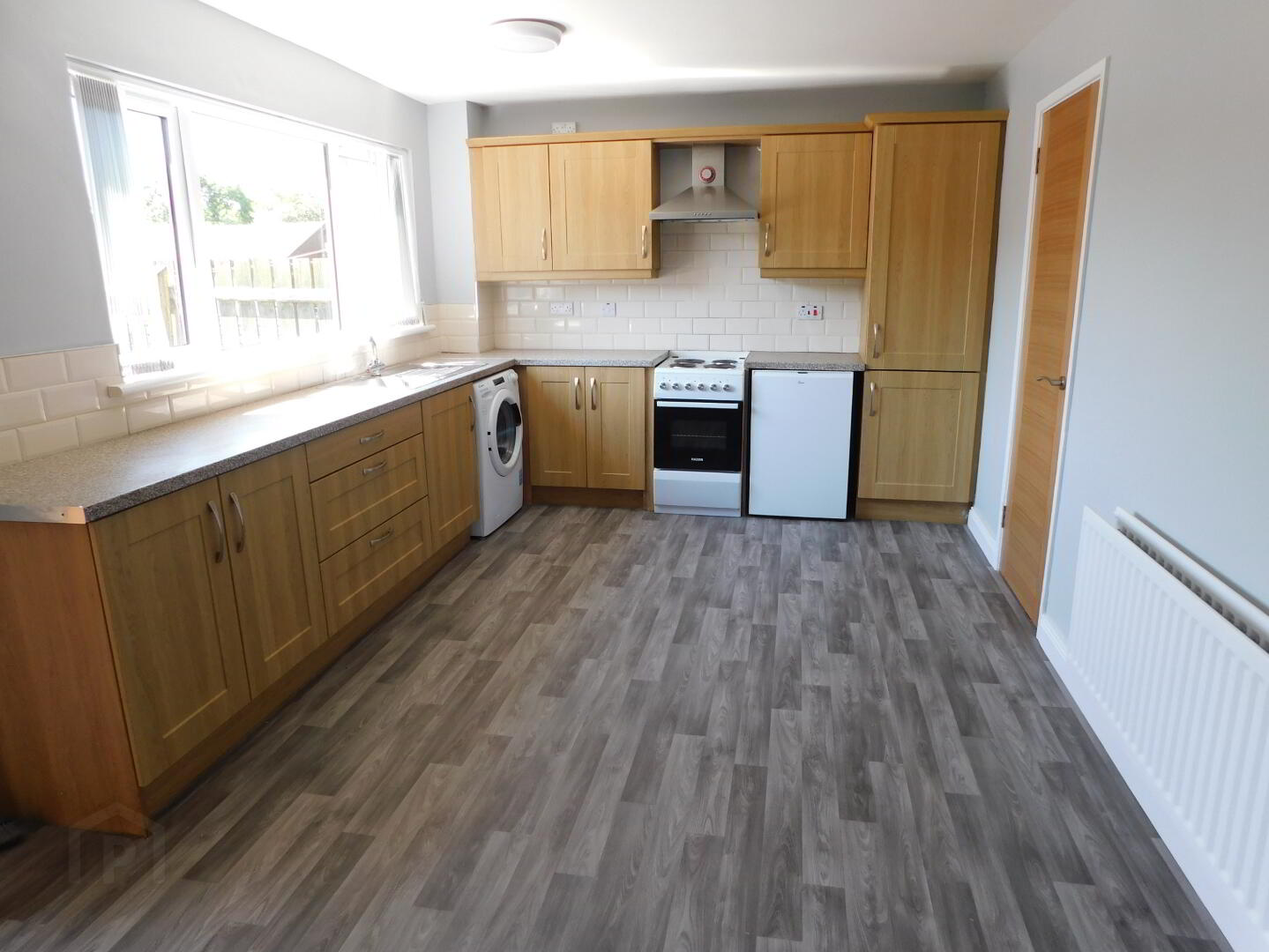 10 Woodview Crescent 2 of 9