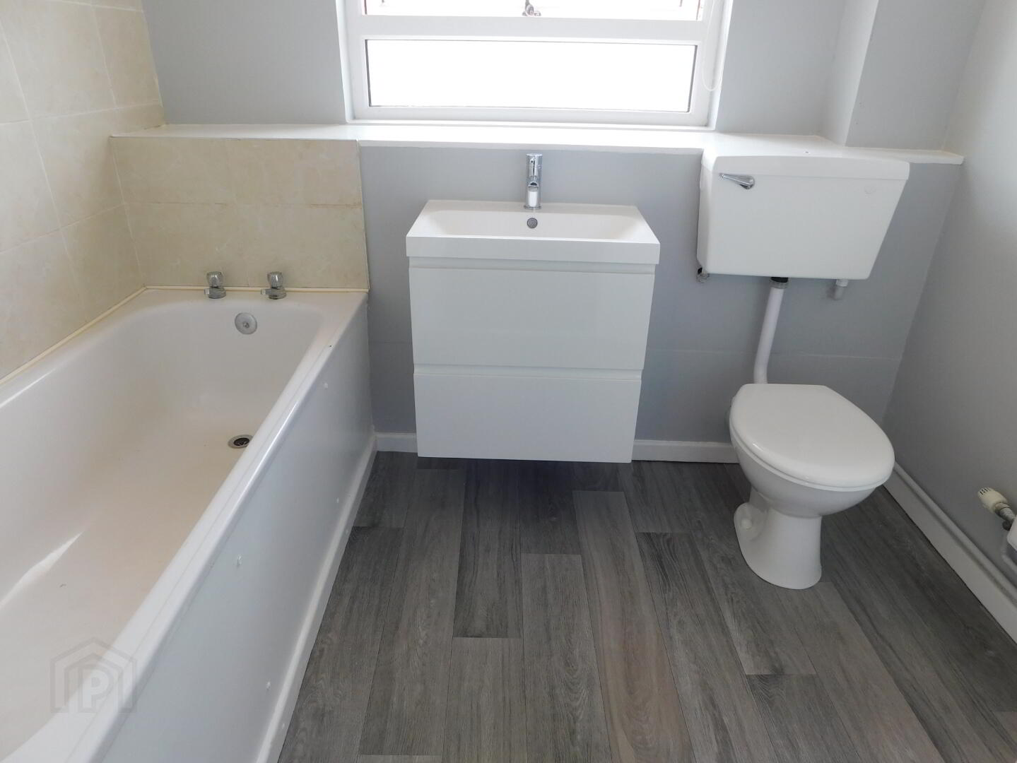 10 Woodview Crescent 8 of 9