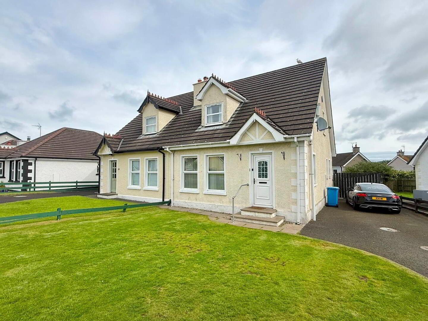 60 Bush Crescent 2 of 3