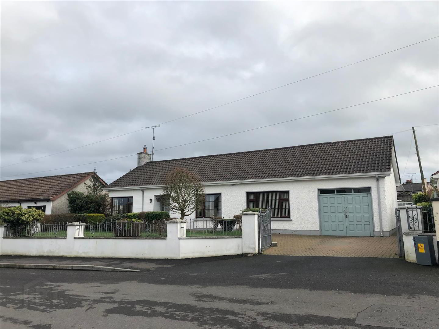 2 Carran Close 3 of 6