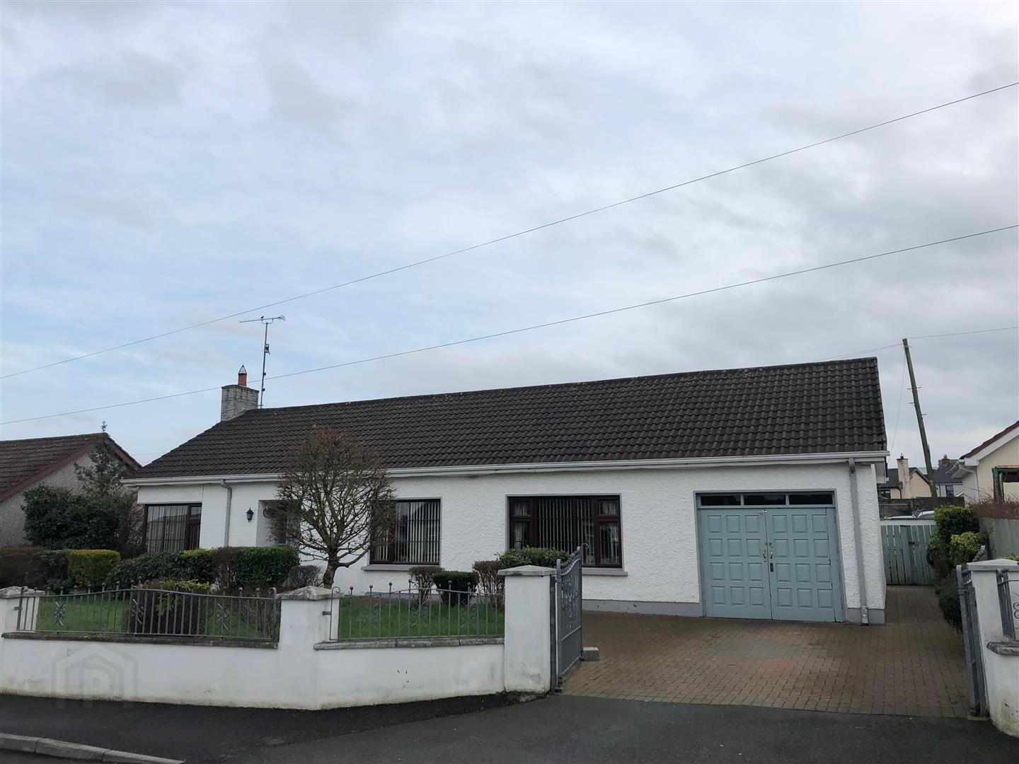 2 Carran Close 1 of 6