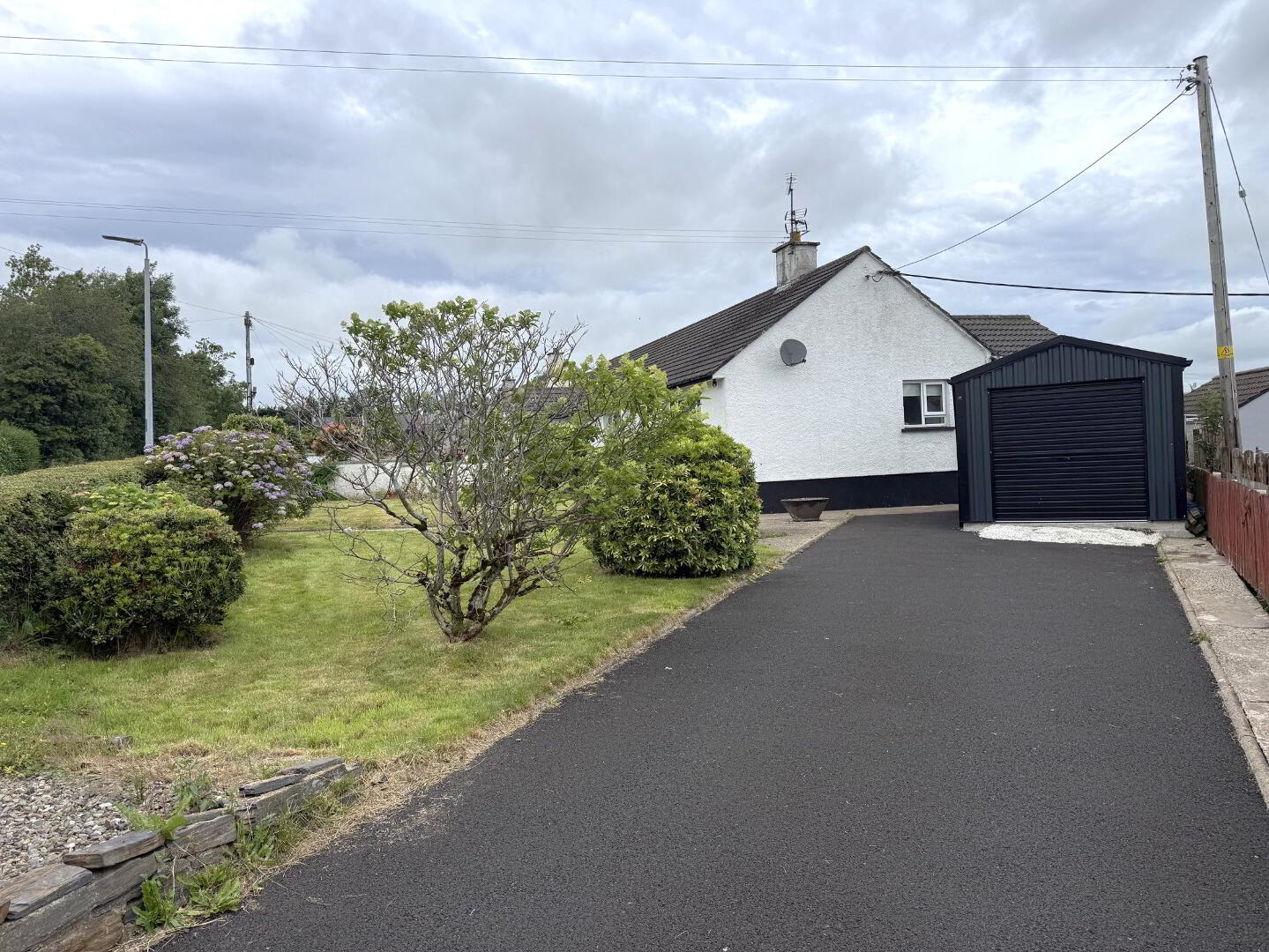 6 Dernaflaw Cottages 20 of 21