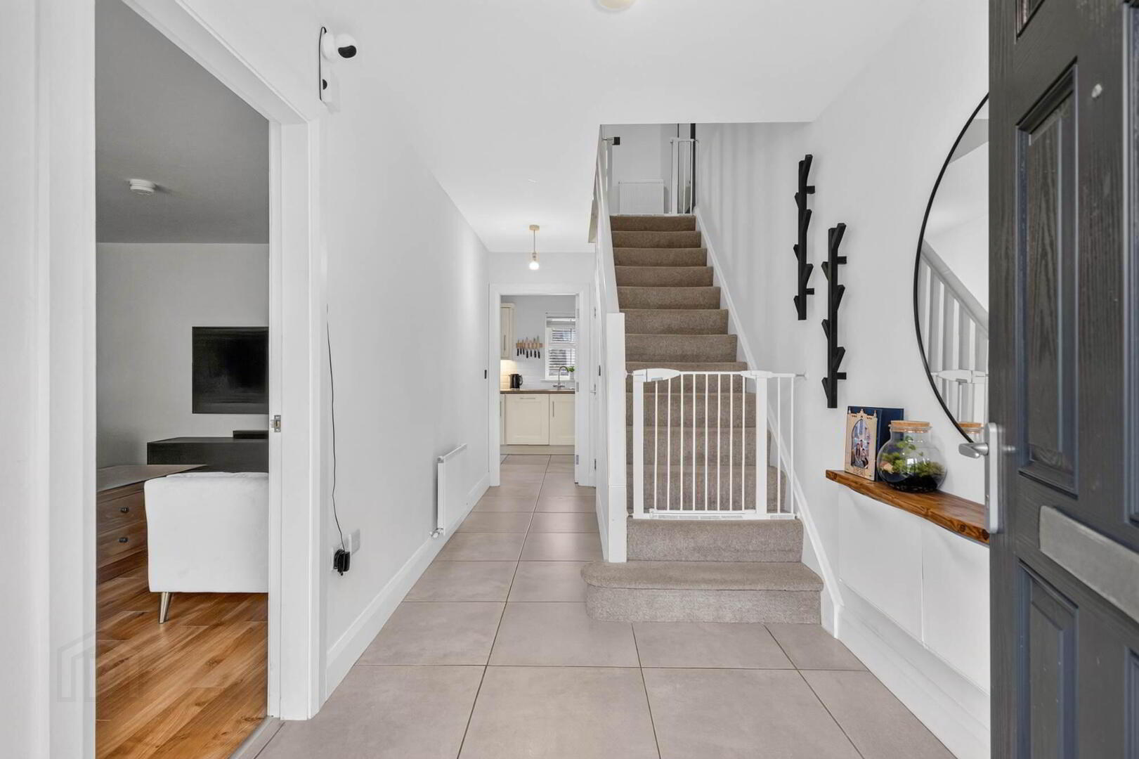 48 Huntingdon Hill 3 of 25