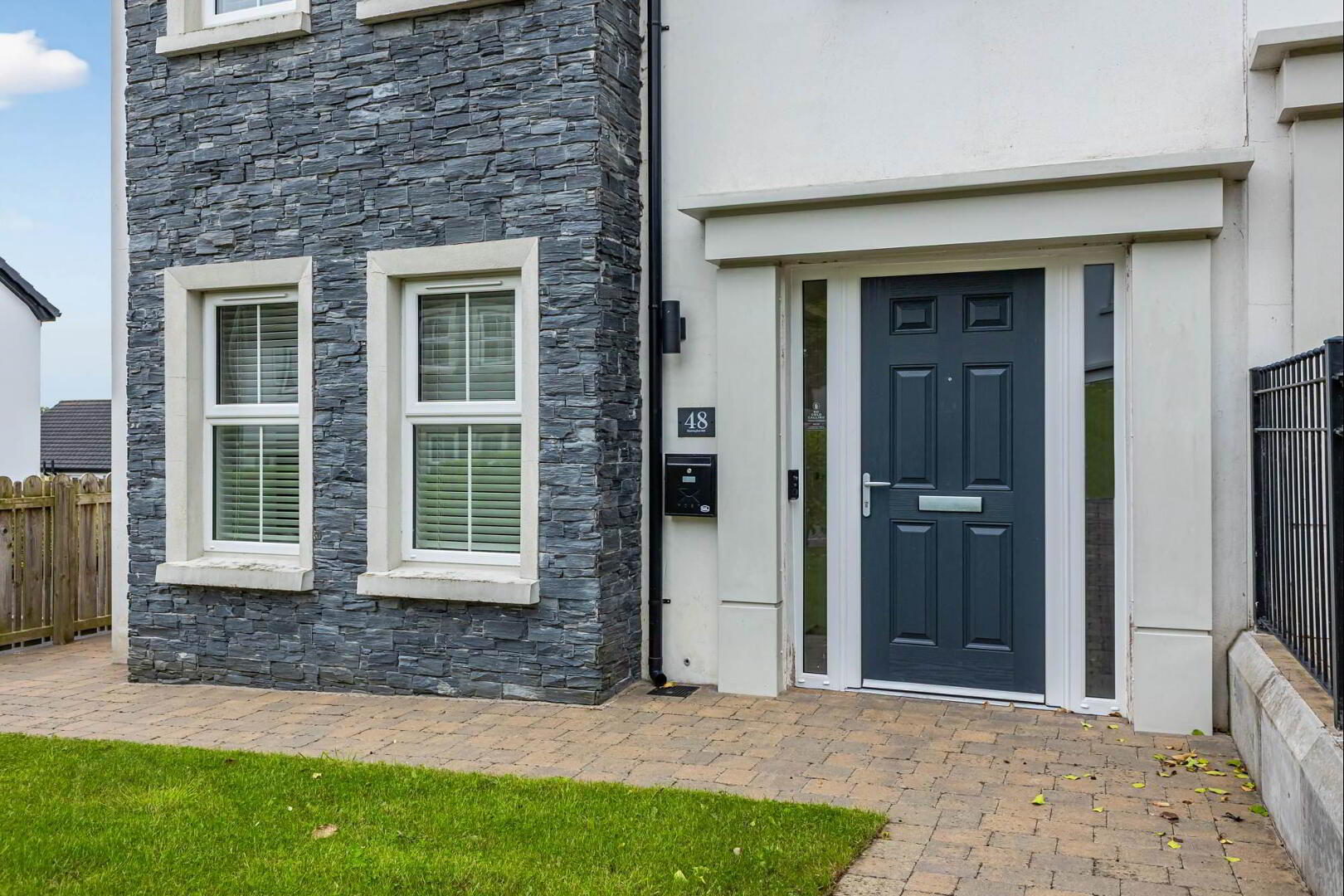 48 Huntingdon Hill 2 of 25