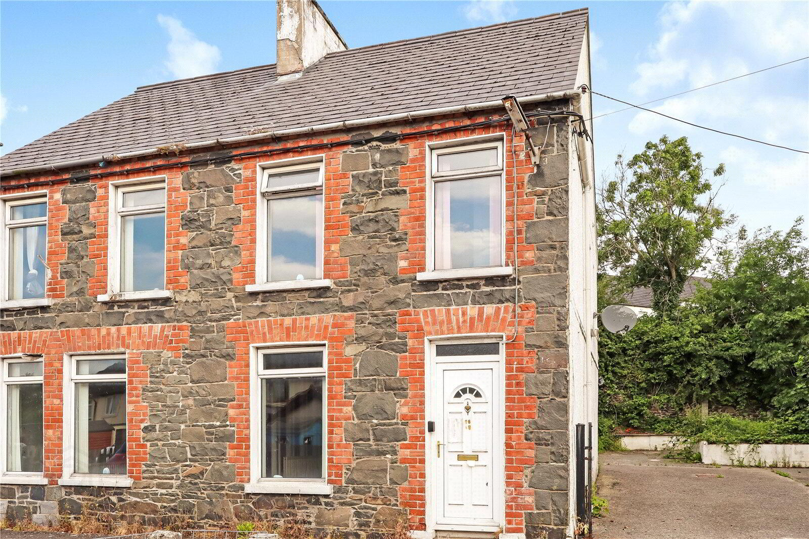 16-18 Railway Terrace 1 of 24