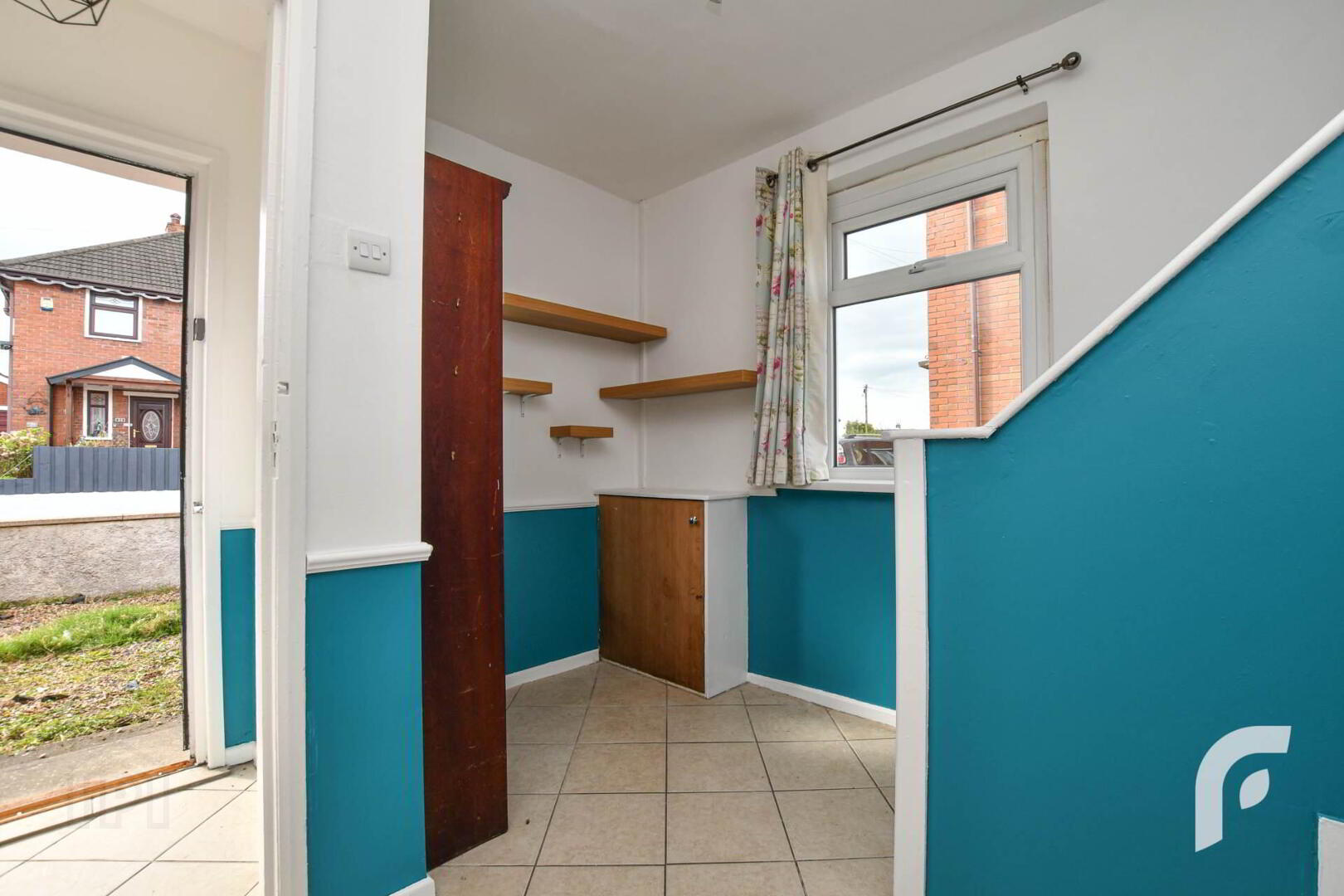 11a Farmley Crescent 3 of 31
