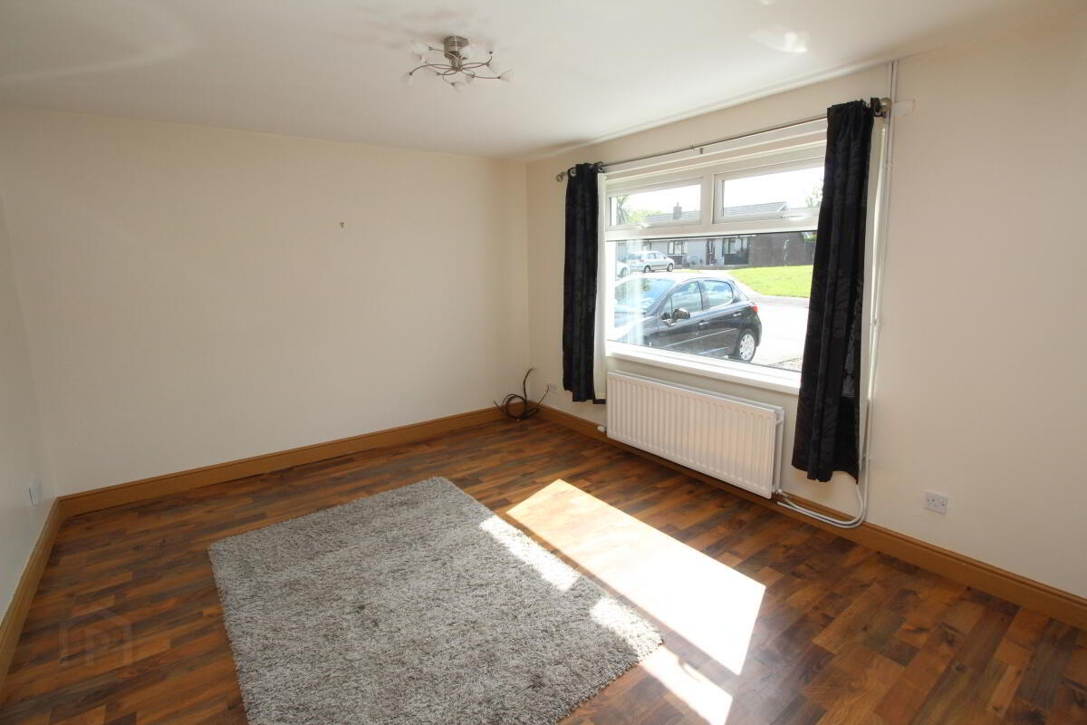 7 Rathgill Park 2 of 8