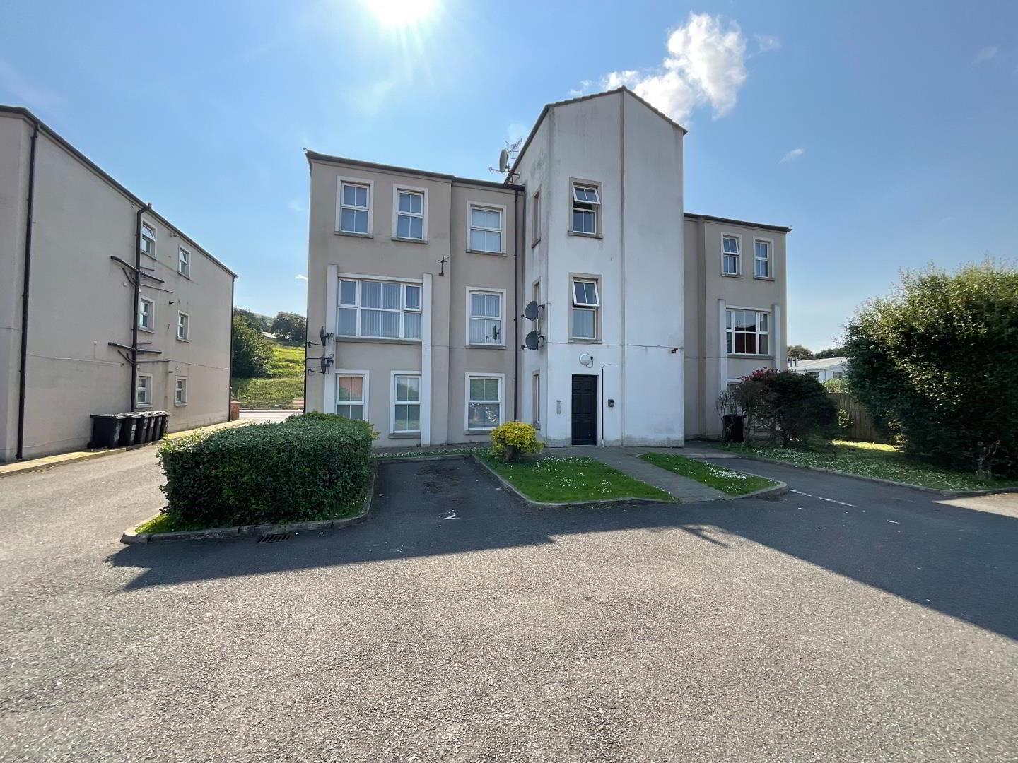Apartment 13 Lesley Lodge 127 Antrim Road 2 of 11