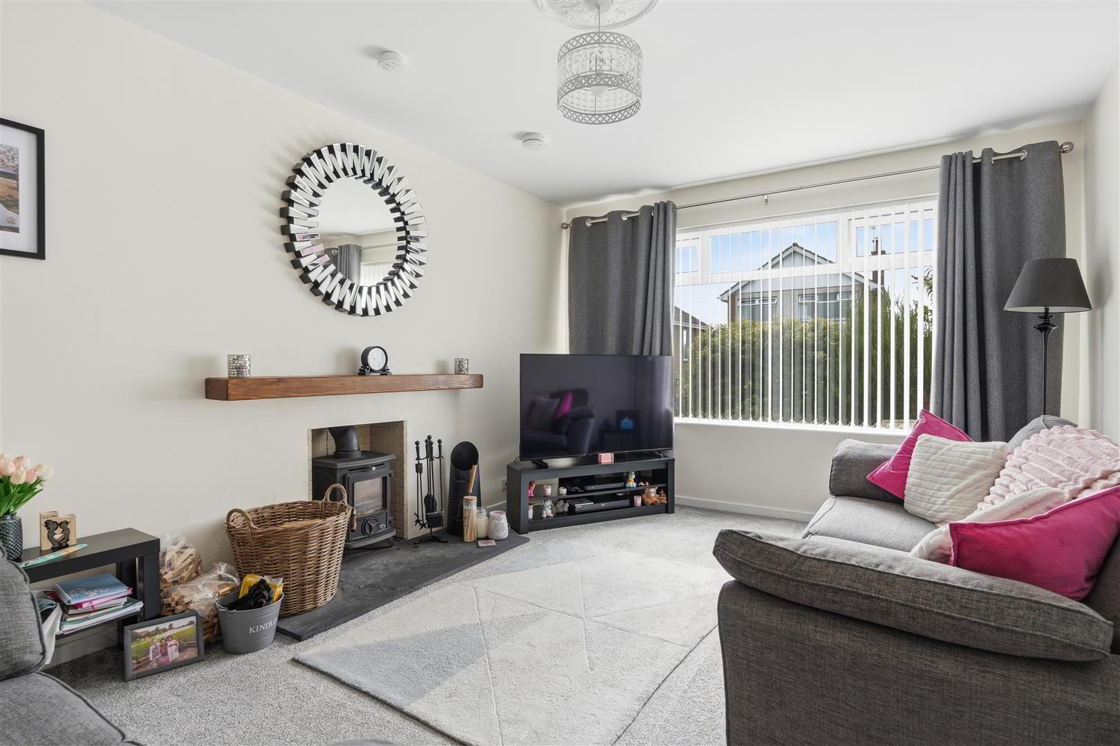3 Moyra Crescent 3 of 17