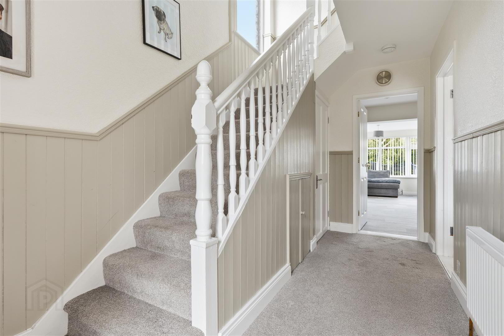 3 Moyra Crescent 2 of 17