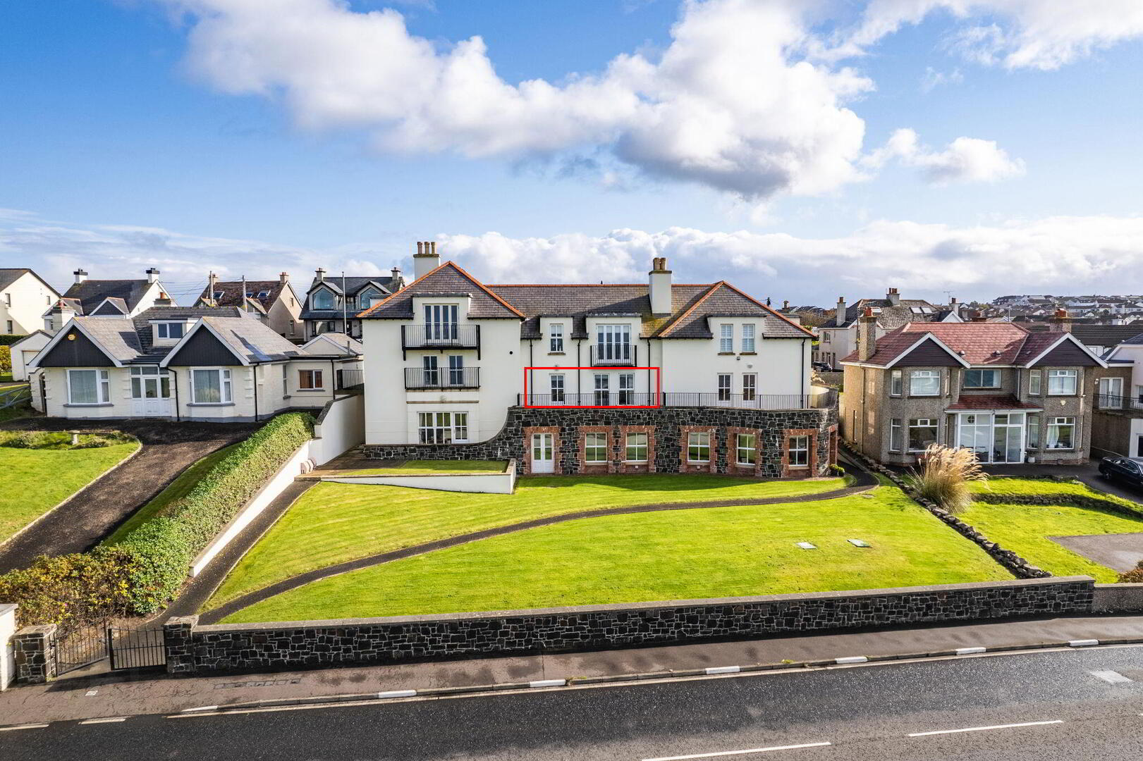 5 Rockhaven, 17 Portrush Road 1 of 36