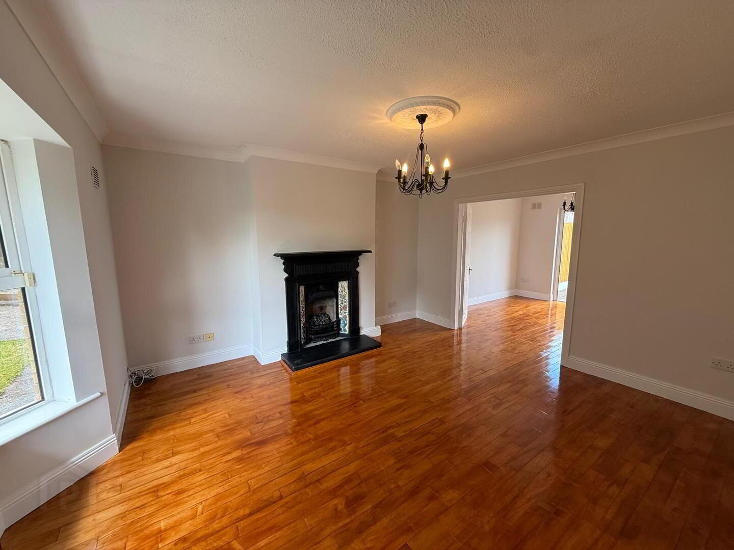 59 Alderbrook 3 of 17