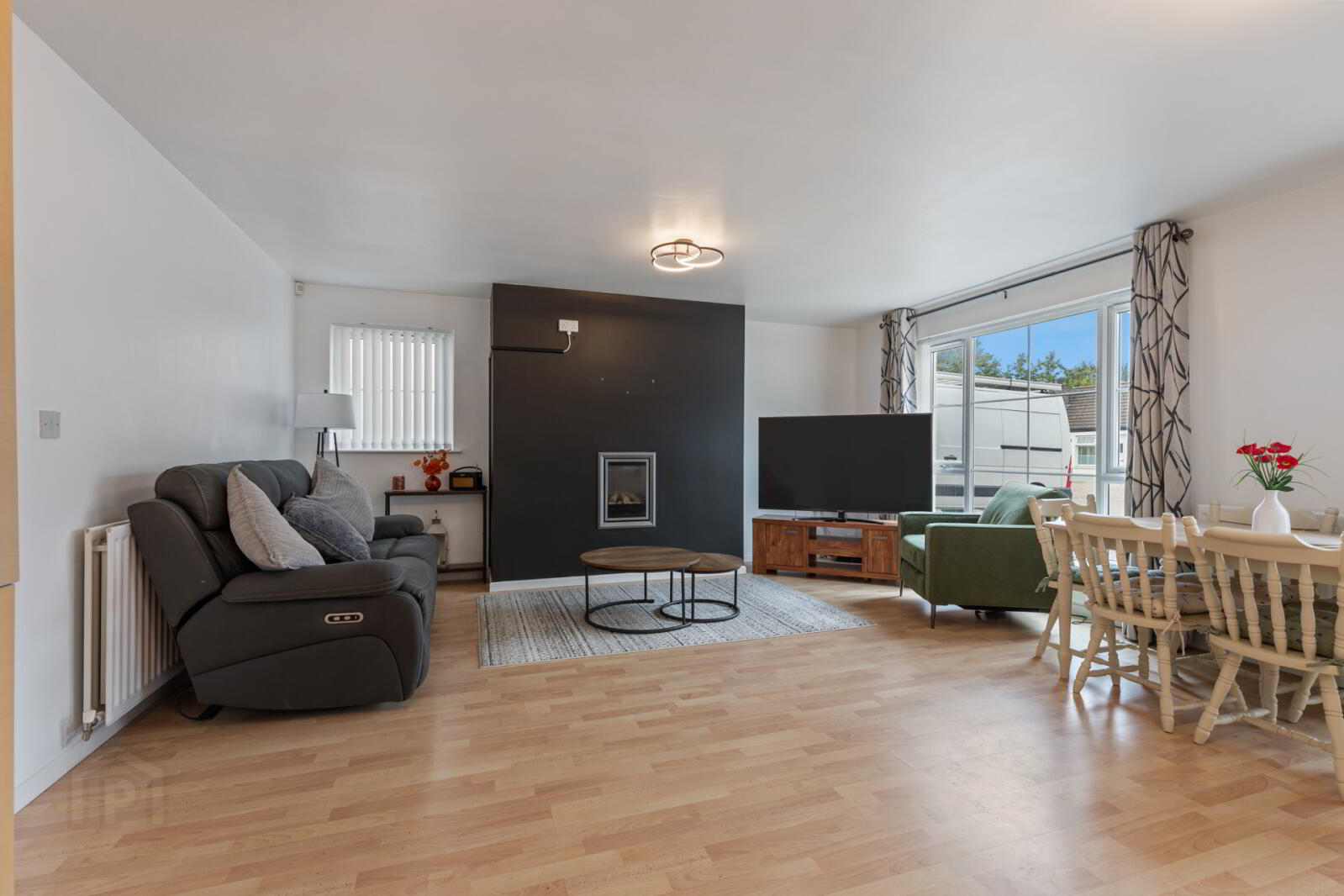 37 Millmount Lane 3 of 19