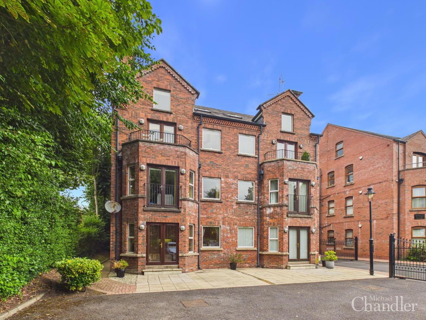 Apt 1 Acorn Hill, Apt, 1 Acorn Hill 1 of 18