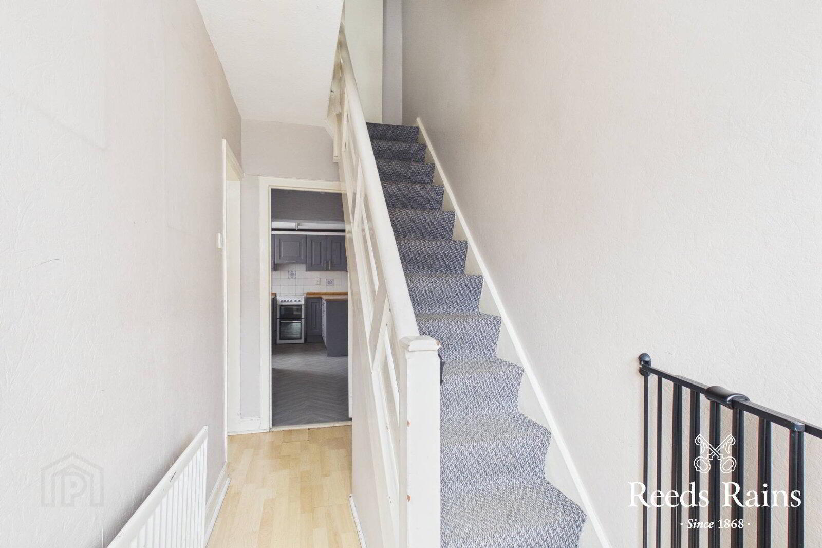232 Connsbrook Avenue 2 of 16