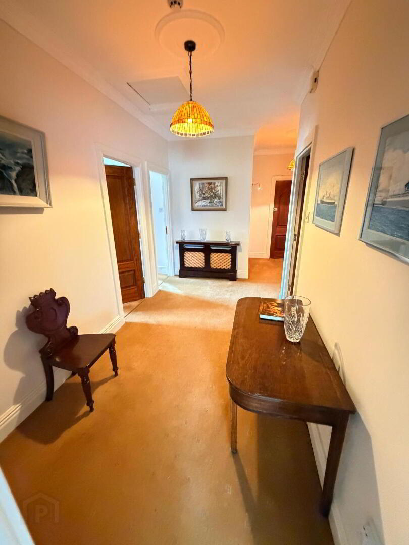 Apartment 24 Douglas Wells 2 of 23
