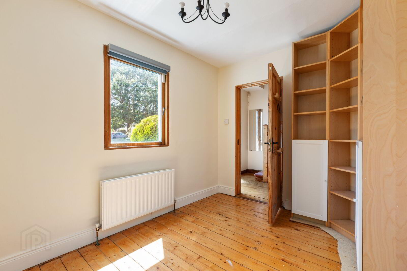 42 Pearse Park 3 of 16