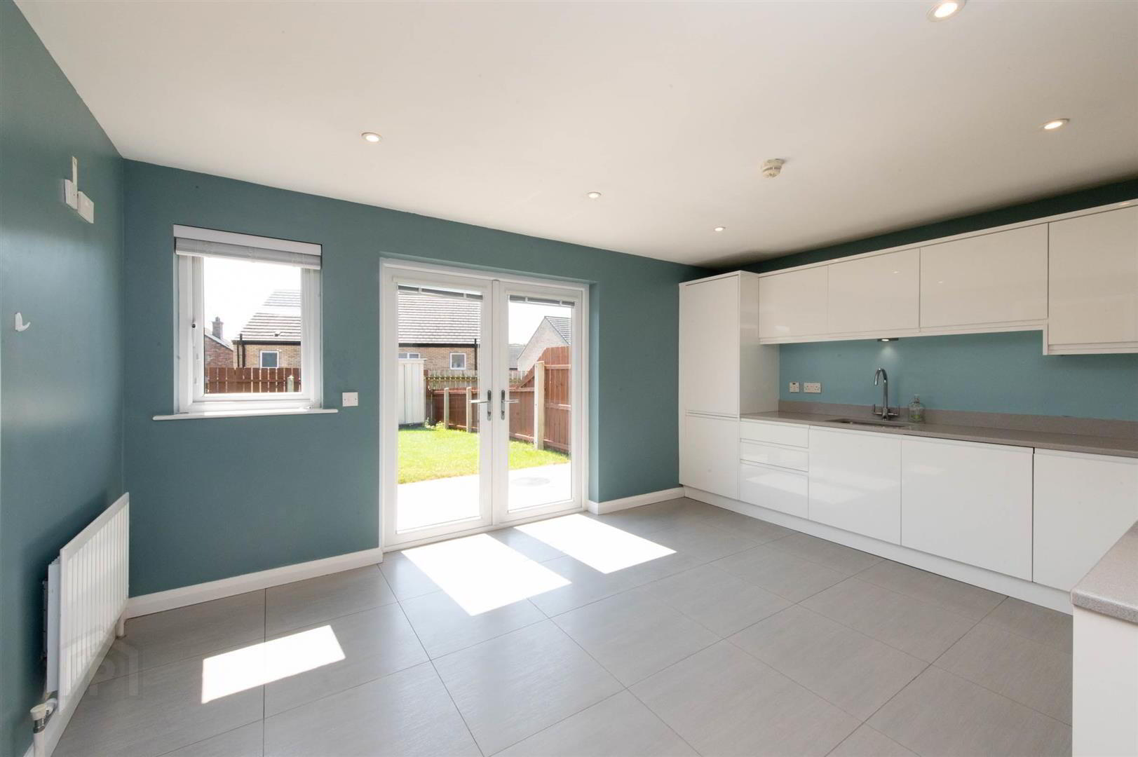 63 Millbank Grove 3 of 27