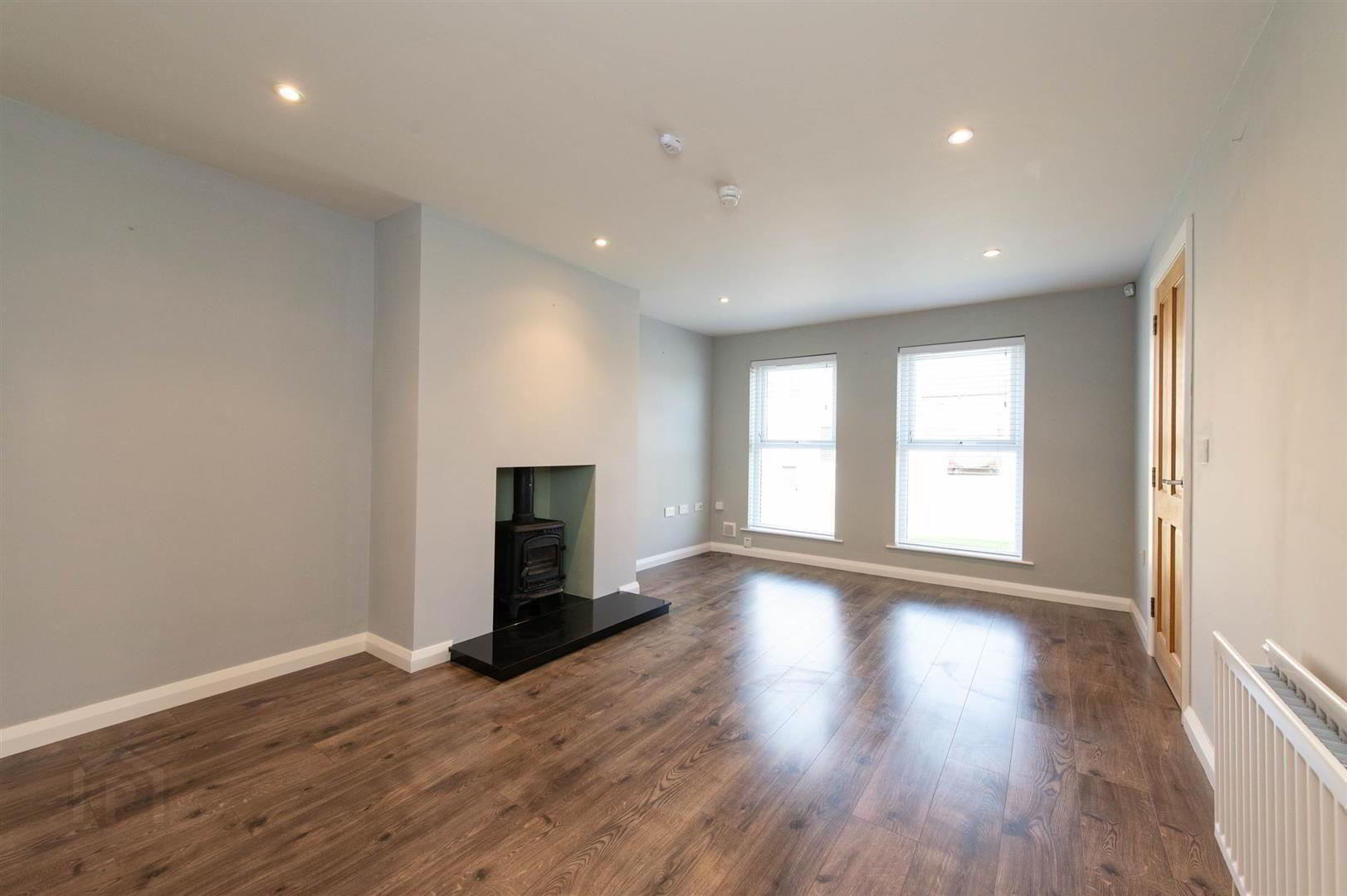 63 Millbank Grove 2 of 27