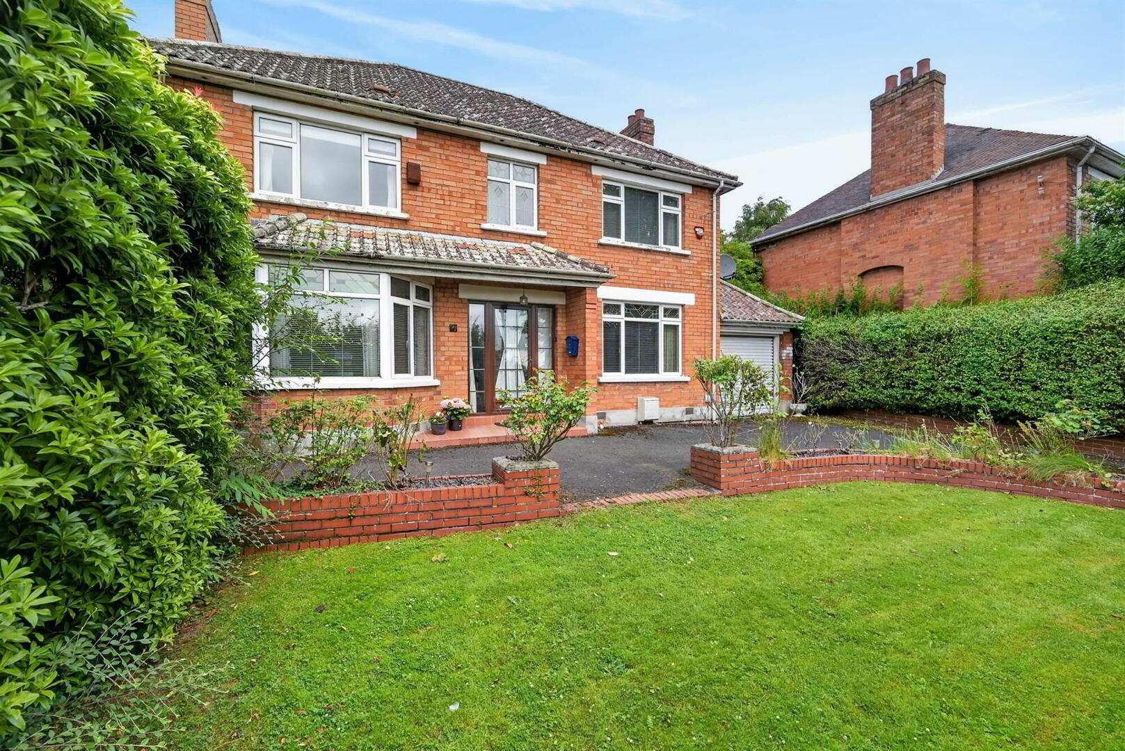 97 Andersonstown Road 3 of 40