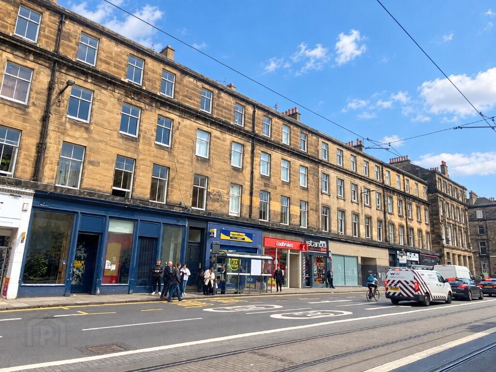 21 West Maitland Street 1 of 8