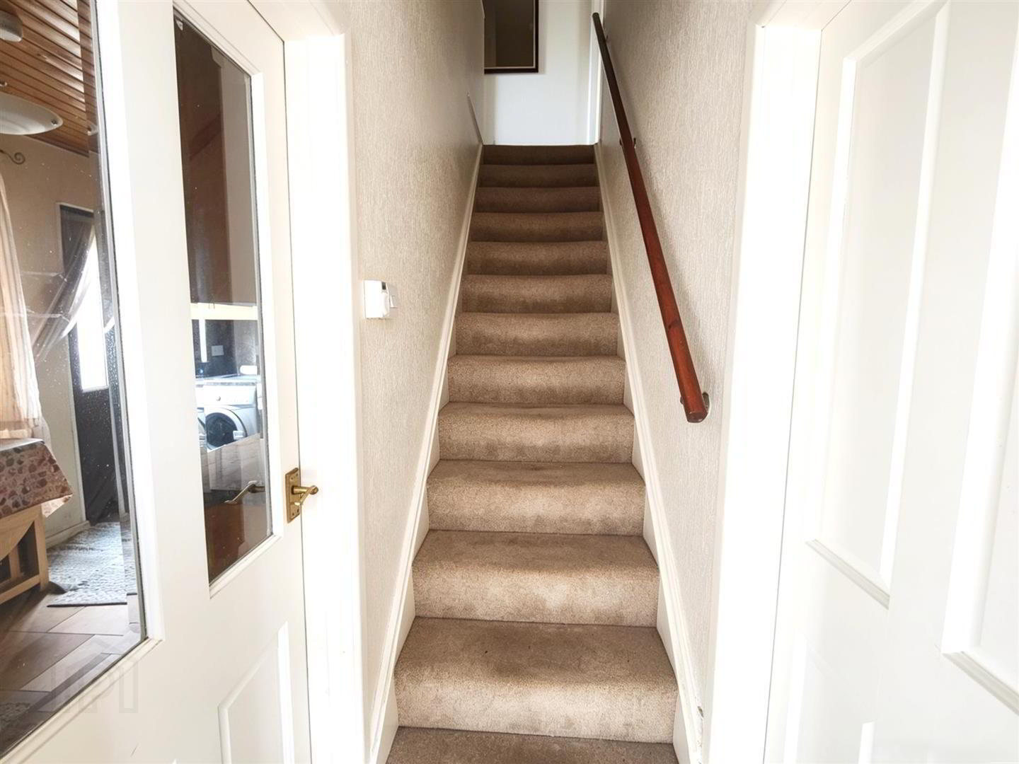 178 Joanmount Gardens 3 of 17