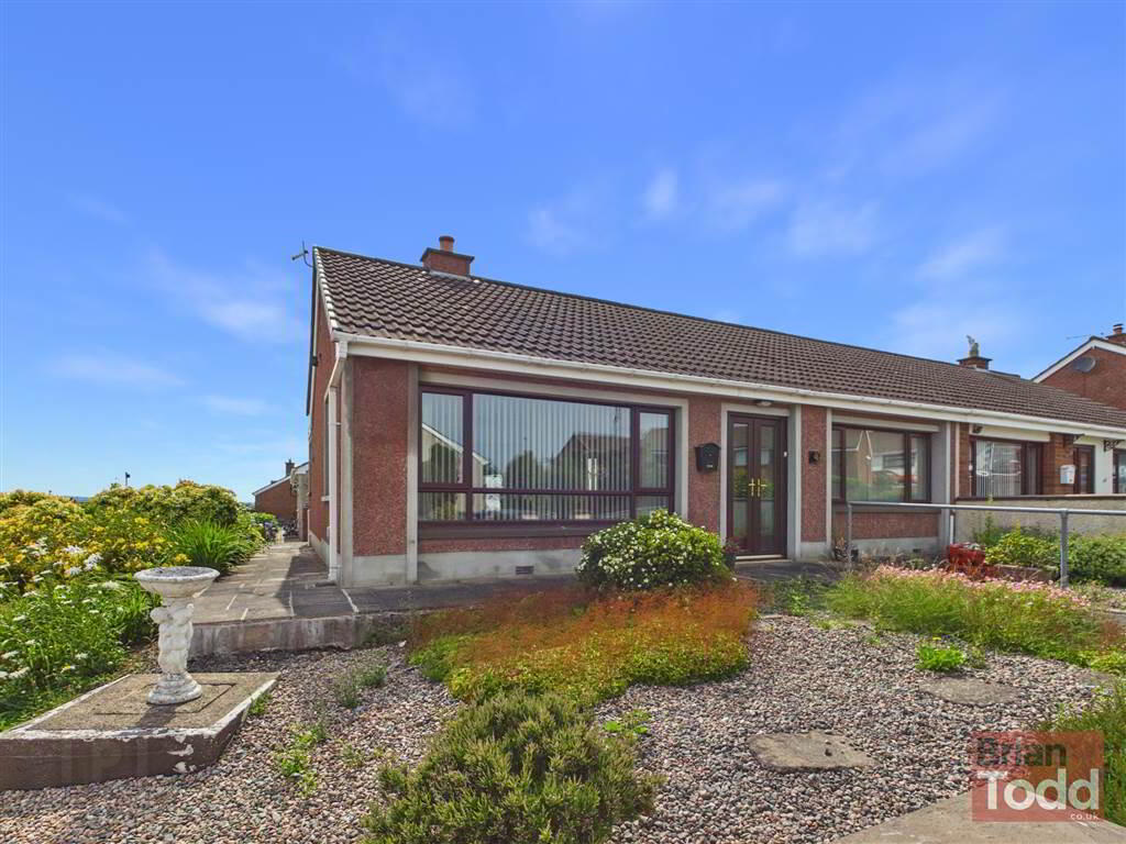 Wyncairn Road 2 of 15