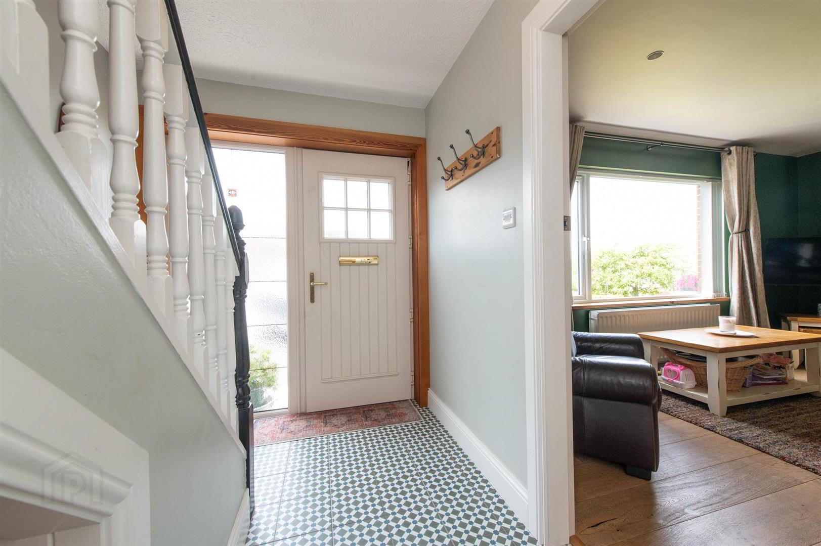 4 Braeside Drive 2 of 34