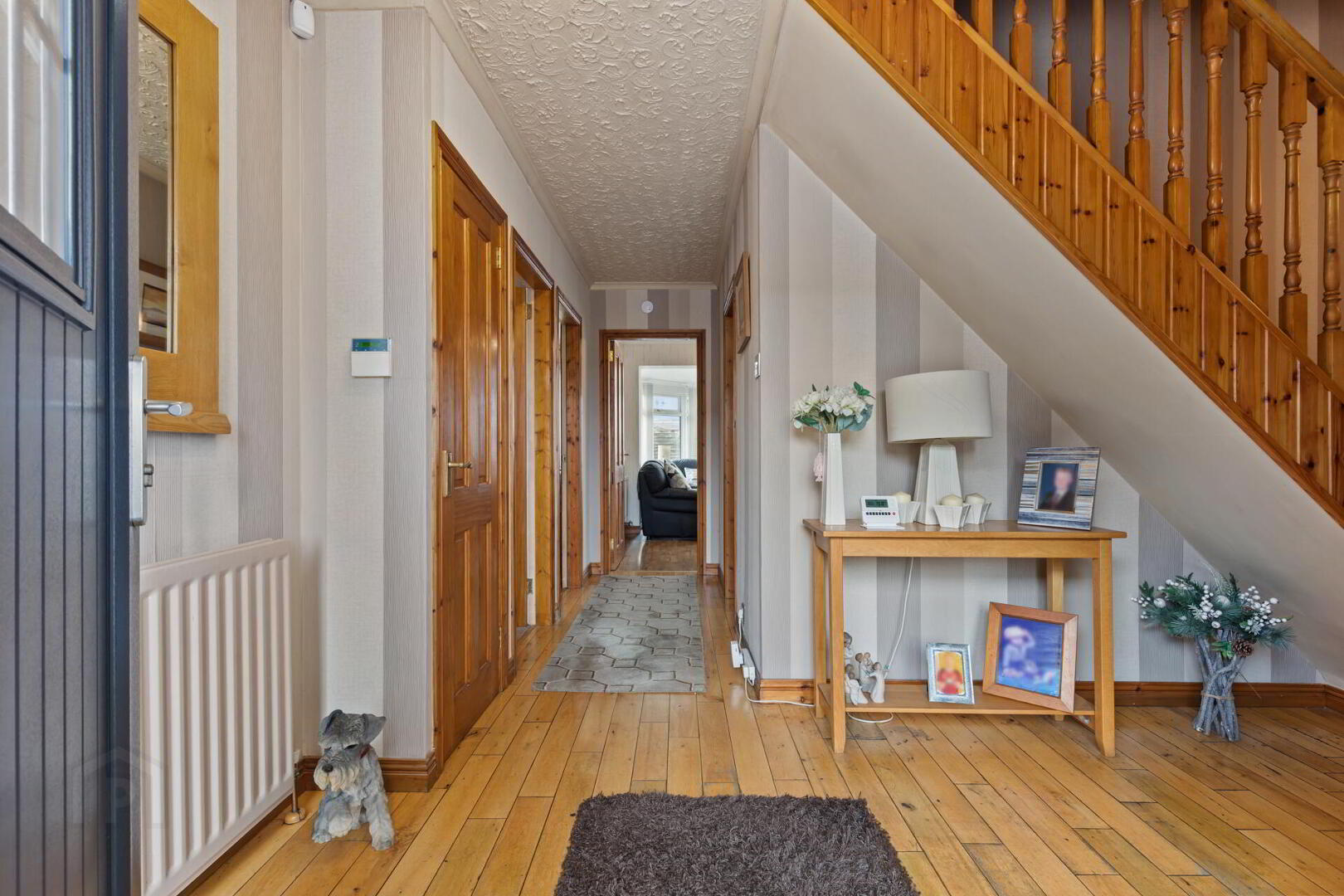 4 Silverbirch Gardens 3 of 28