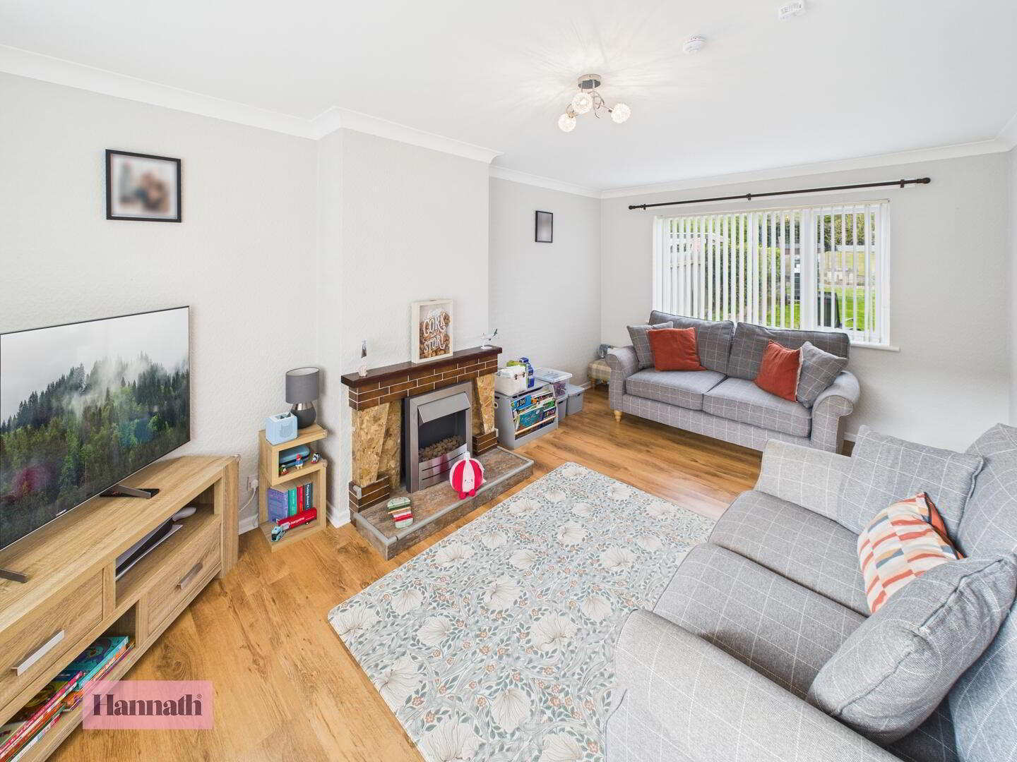 6 Gloucester Avenue 3 of 13