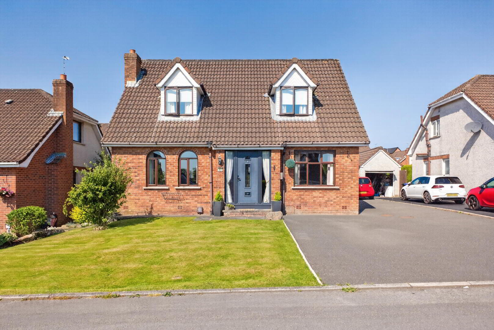 33 Beverley Walk 1 of 24