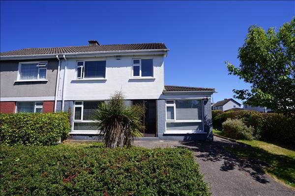 Tir Connell Avenue 3 of 25
