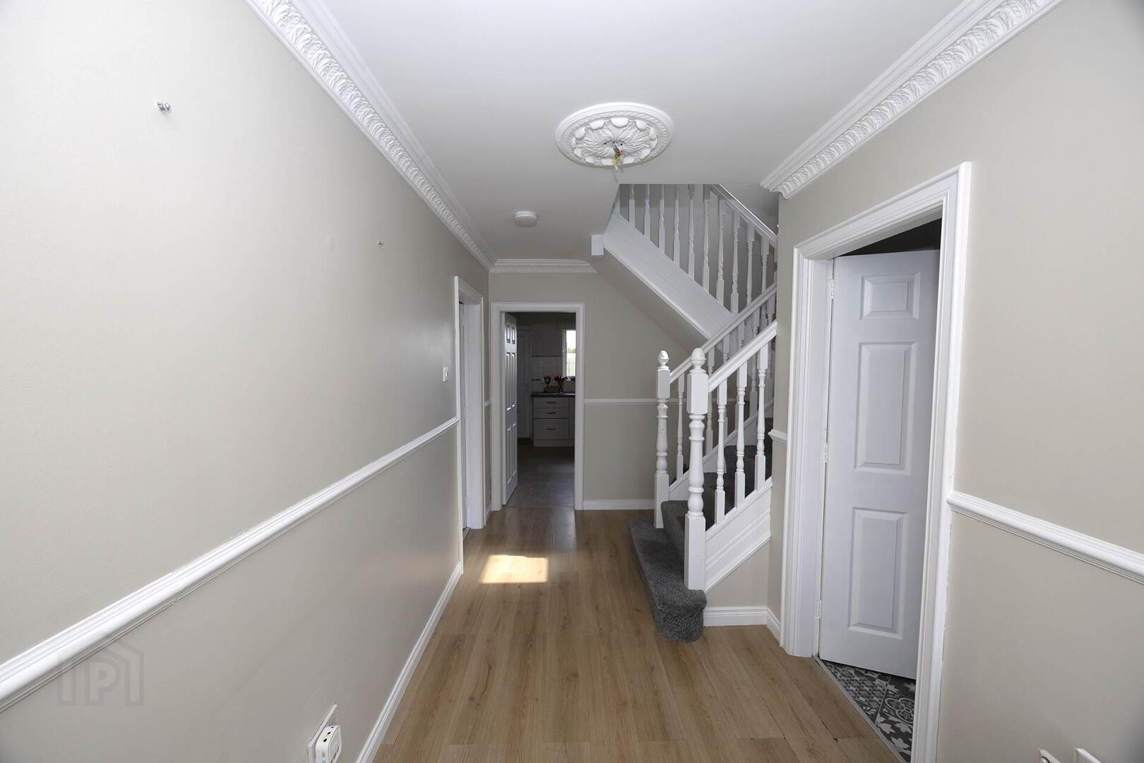 31 Beechgrove Park 3 of 23