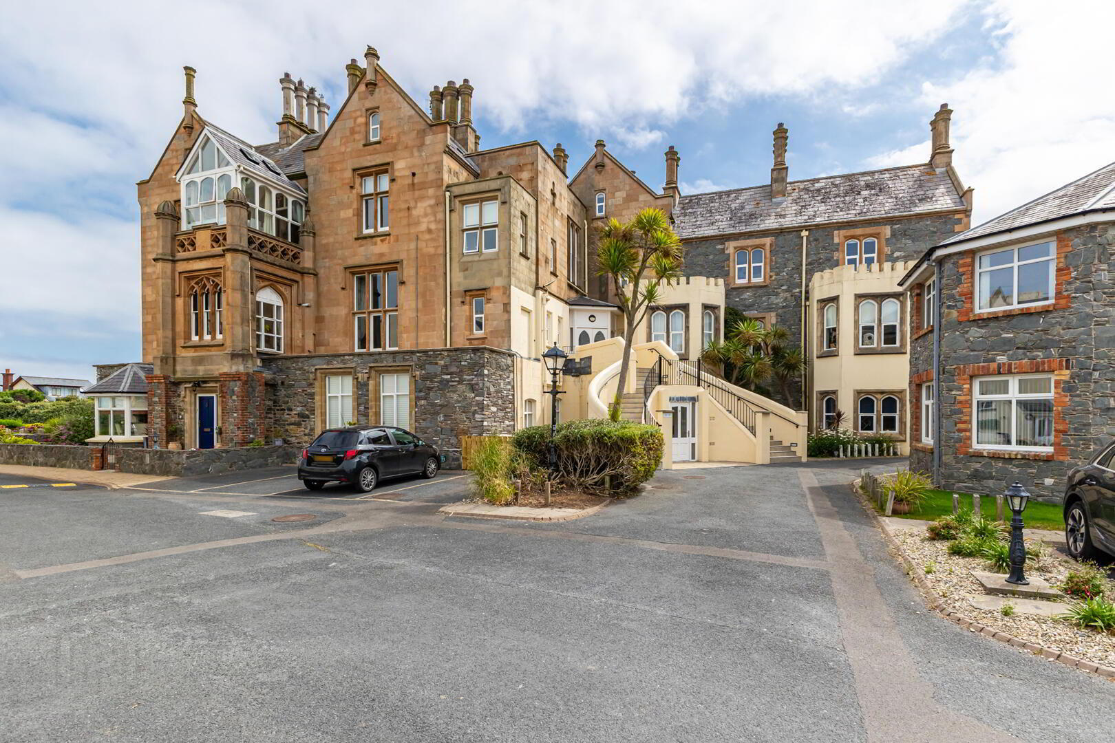 25 Groomsport House Road 1 of 22