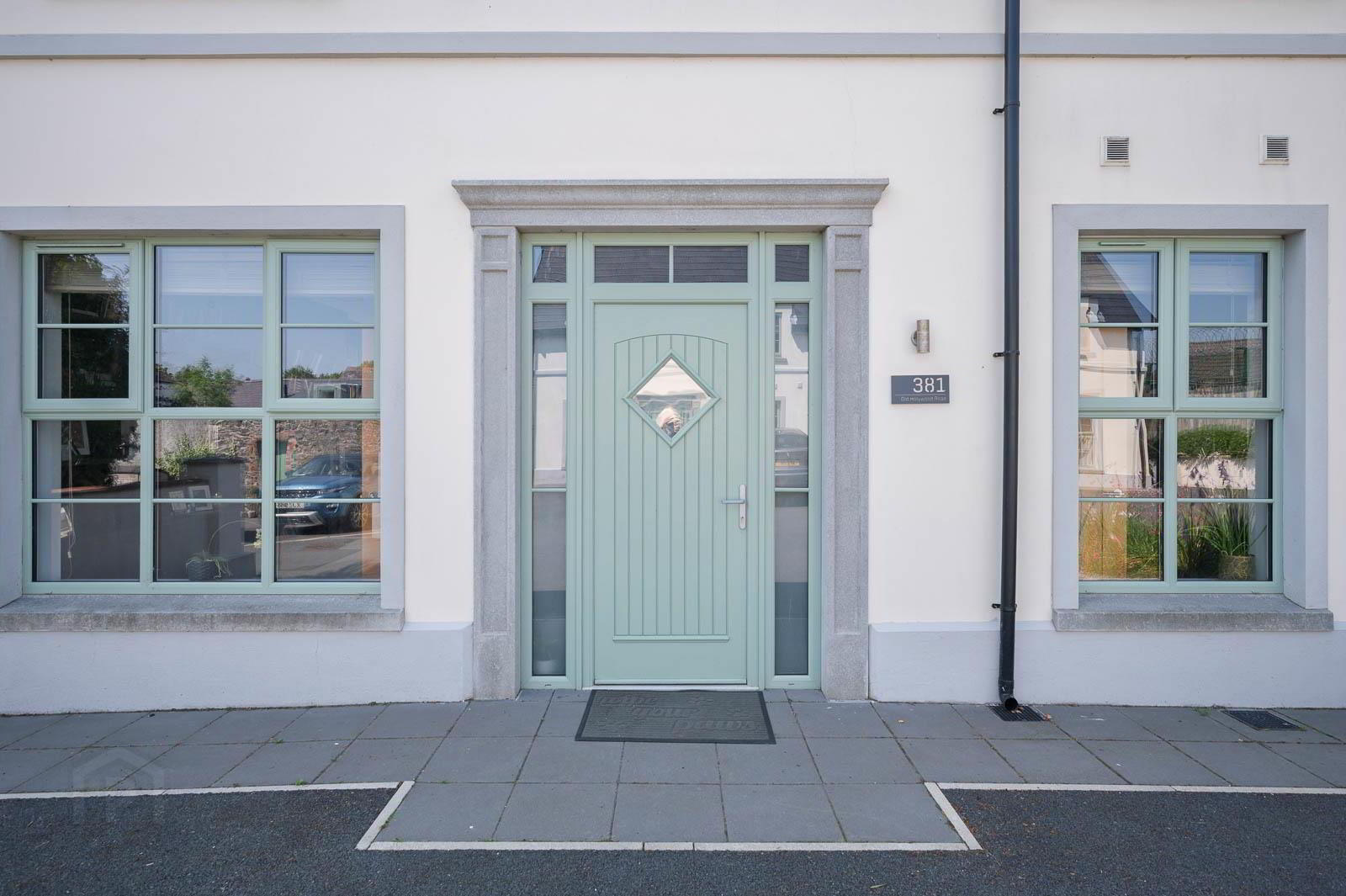 381 Old Holywood Road 2 of 35