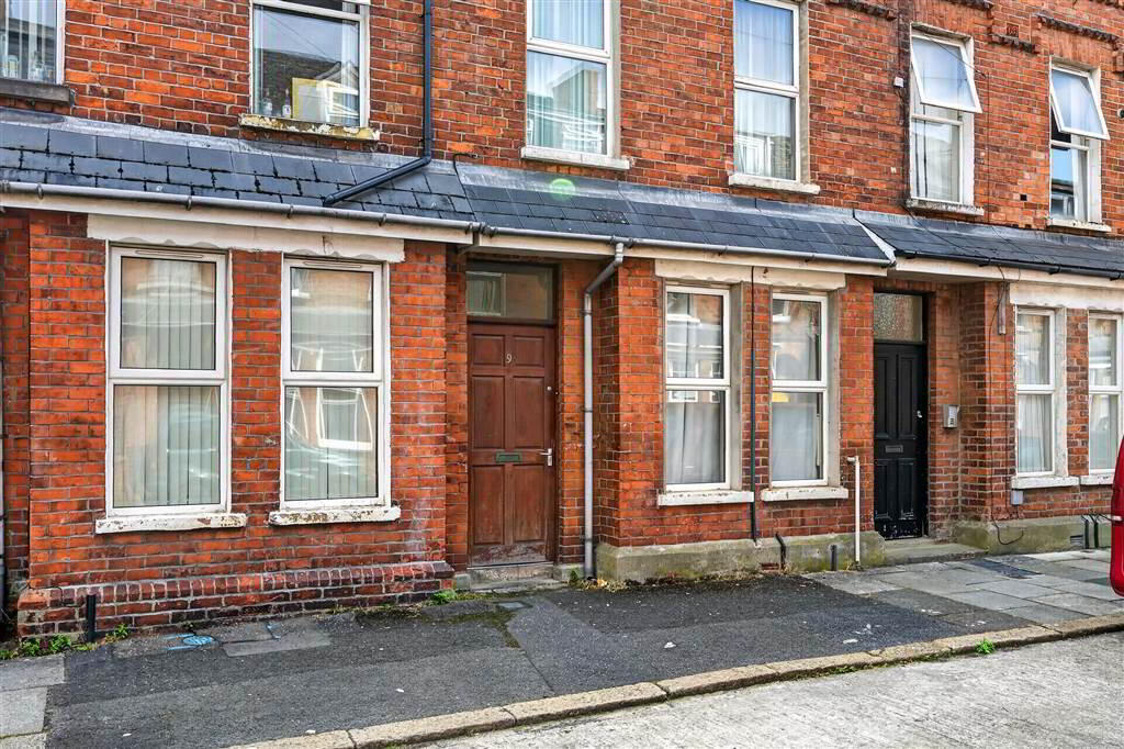 9 Canterbury Street 2 of 12